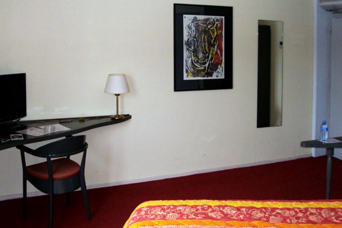 Les Colonnes Strasbourg Zenith Otel Eckbolsheim Dış mekan fotoğraf